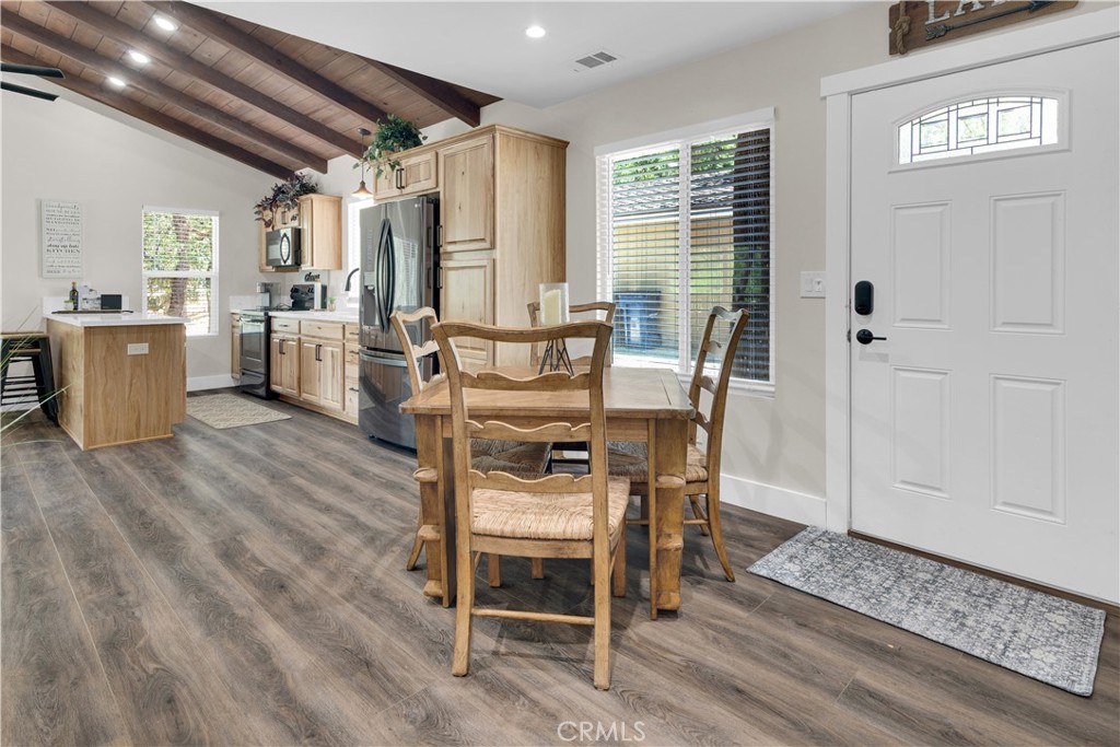 2583 Oak Shores Drive