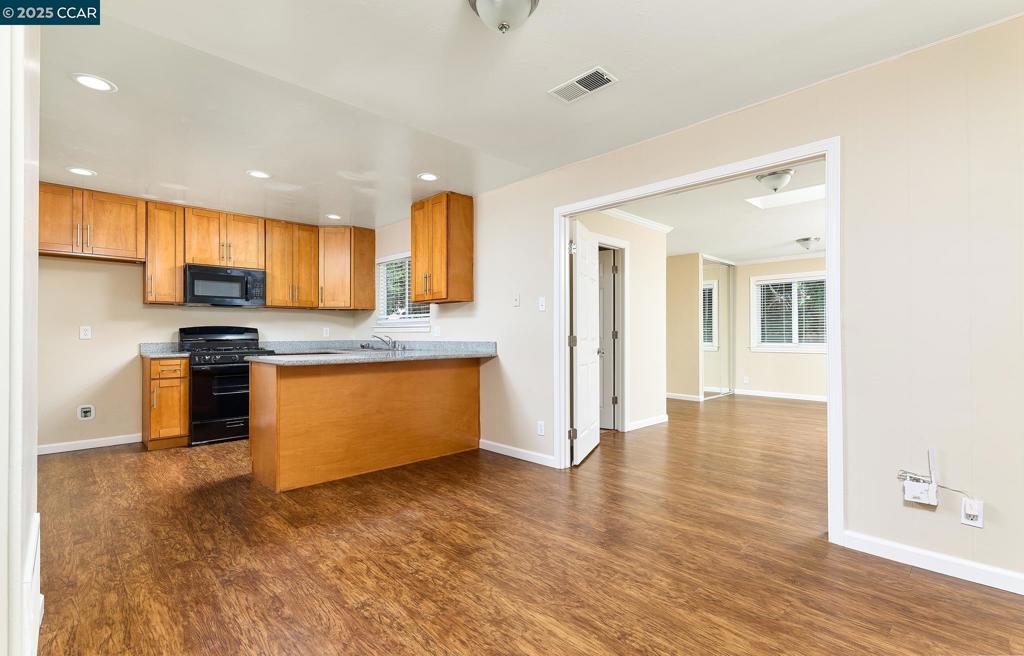 345 Swan Way