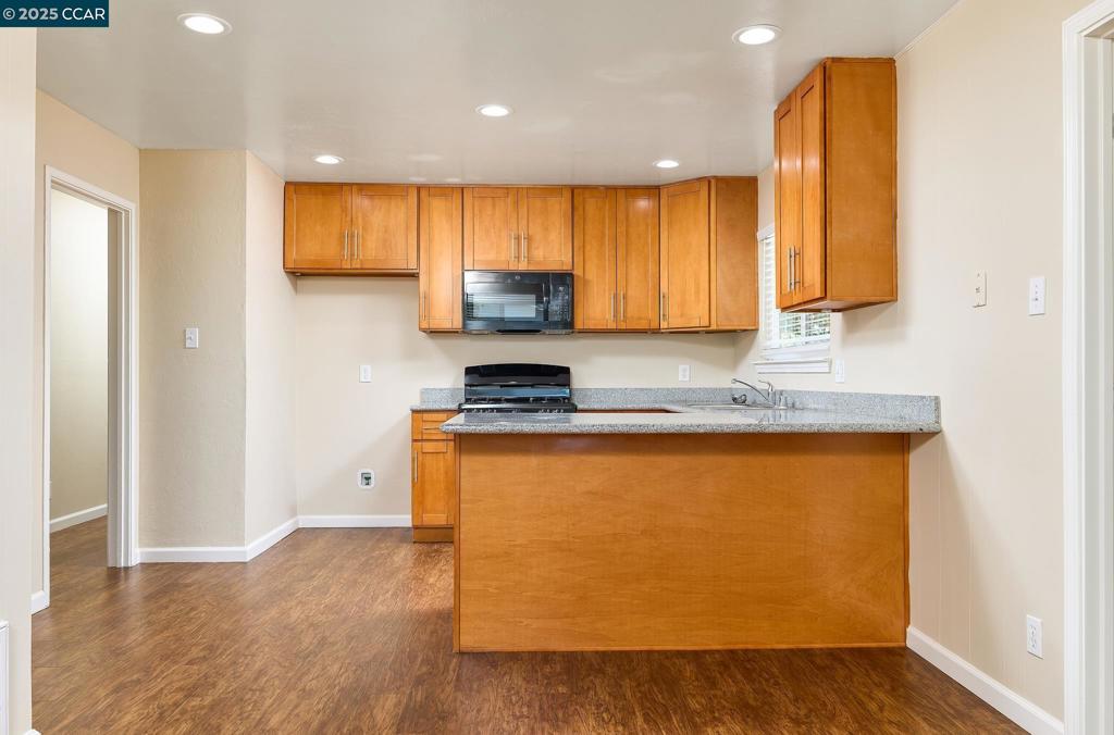 345 Swan Way