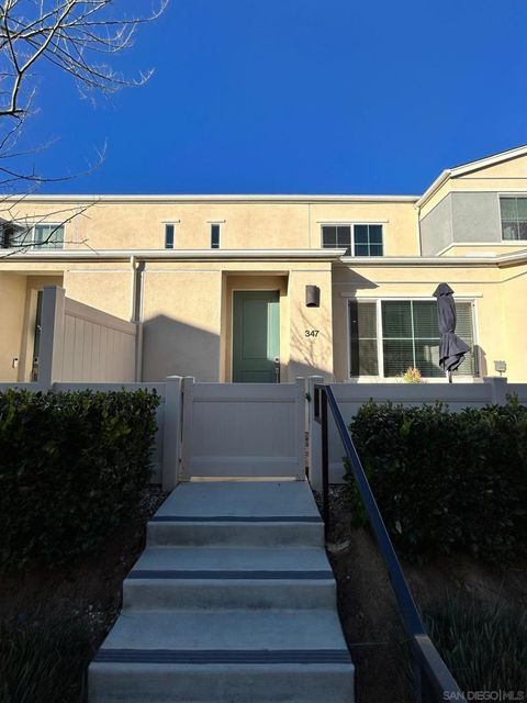 Photo of 347 Sweet Pl Pl, Fallbrook, CA 92028 (MLS # 250046086SD)