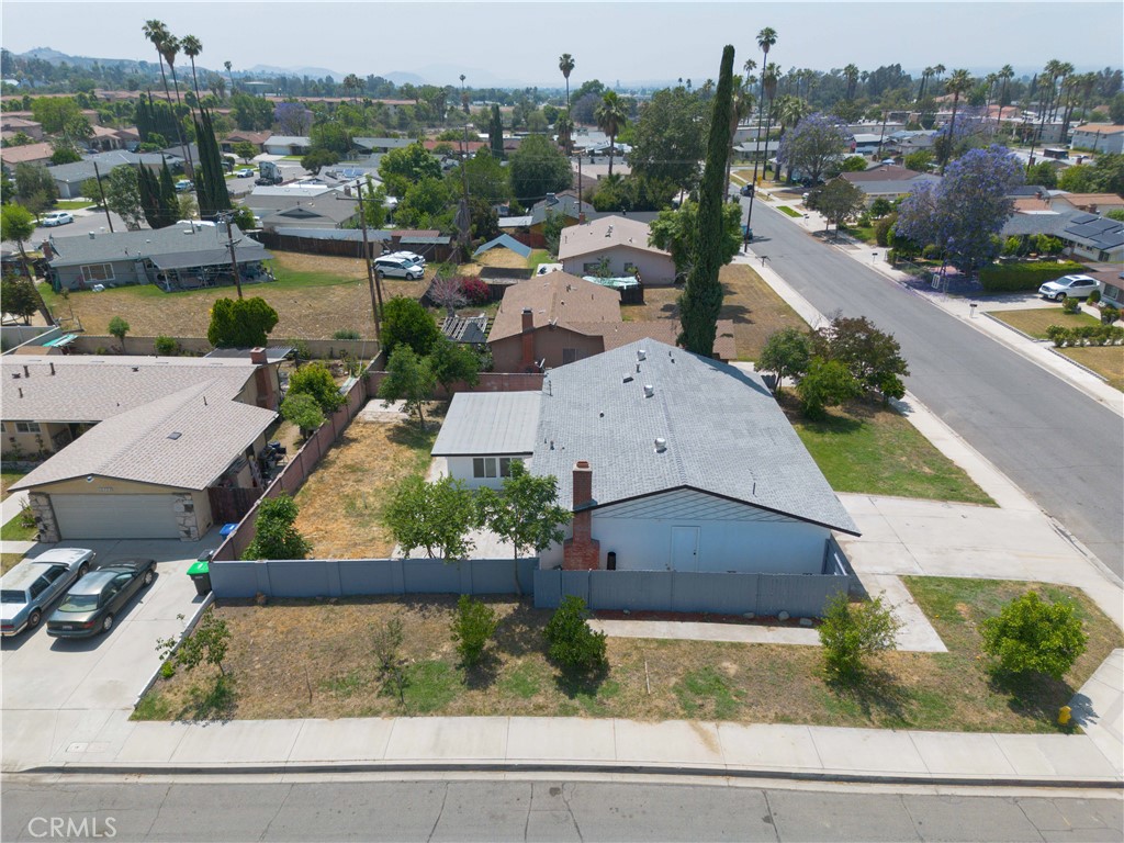 25411 Cottage Avenue