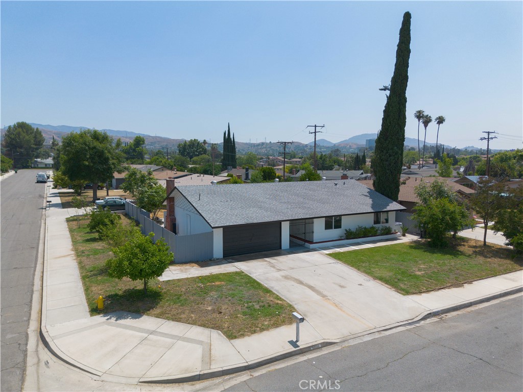 25411 Cottage Avenue