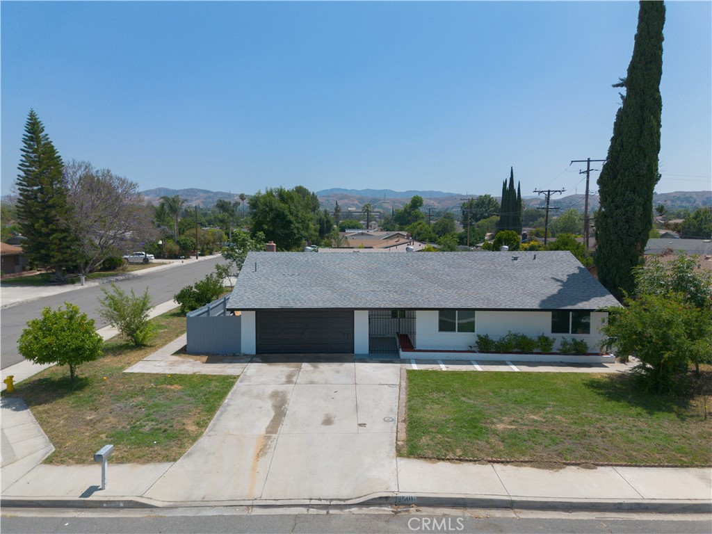 25411 Cottage Avenue