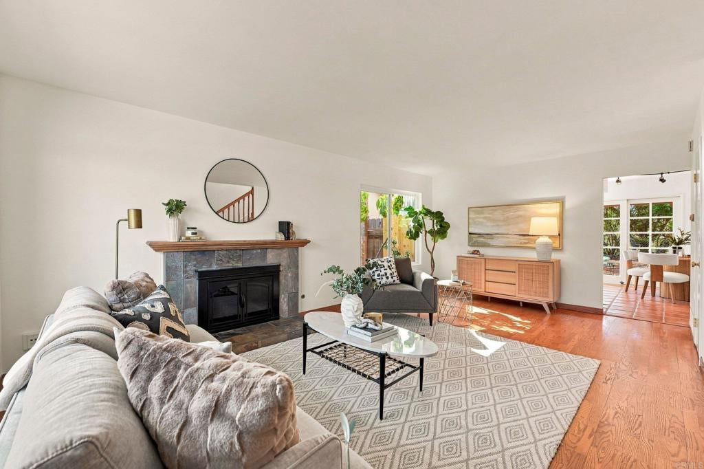 961 Woodlake Drive