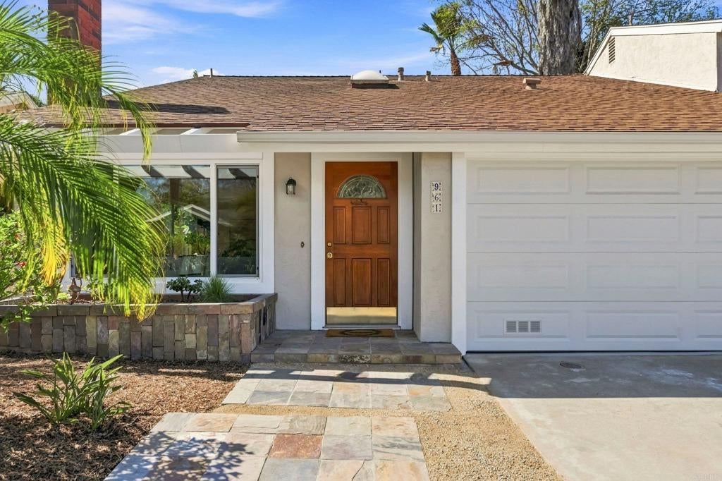 961 Woodlake Drive