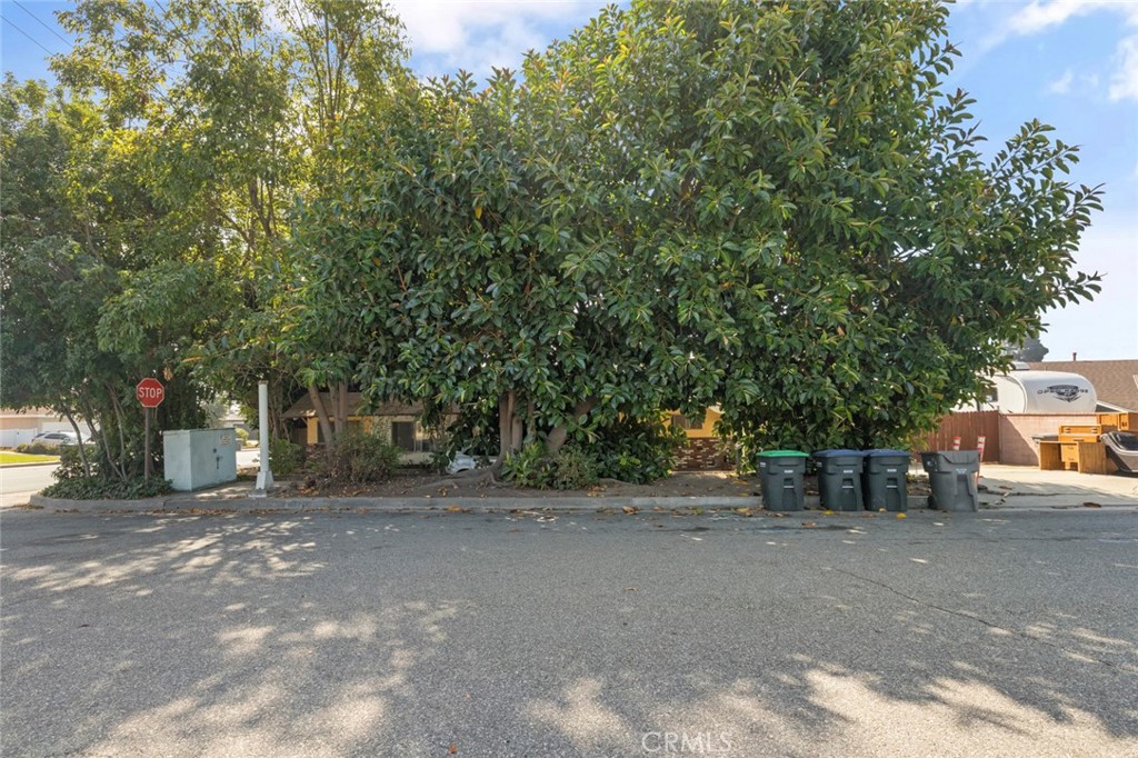 1700 Russell Street