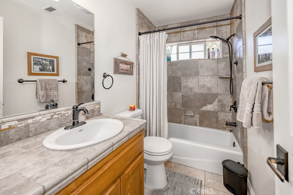 Custom Agua Dulce (CADUL) - Residential