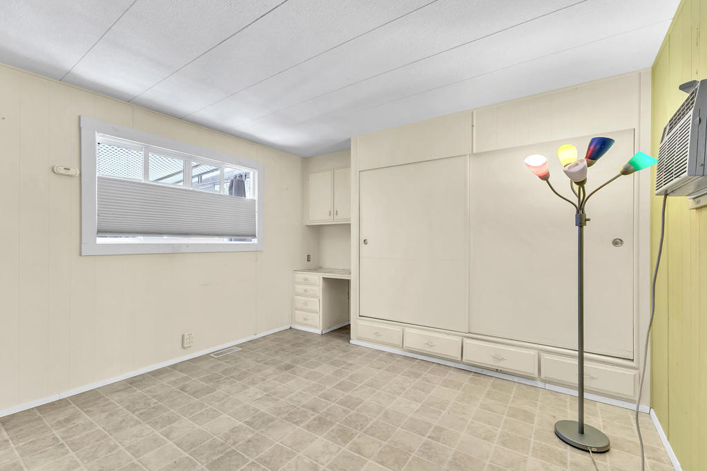 Parkview Mobile Esta - Manufactured In Park