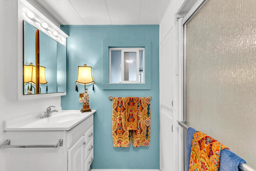 Parkview Mobile Esta - Manufactured In Park