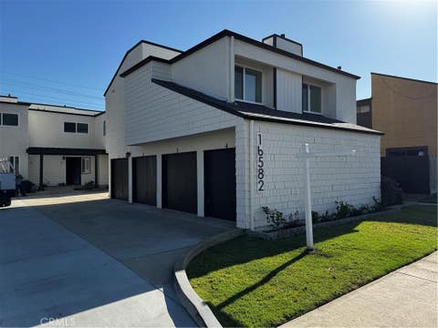 Photo of 16582 Jib Circle #1, Huntington Beach, CA 92649 (MLS # PW26146235)