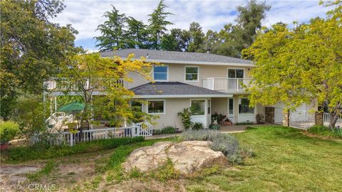 Photo of 5603 Clouds Rest Road, Mariposa, CA 95338 (MLS # MP26093140)
