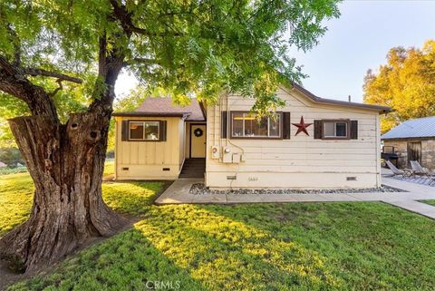 Tiny photo for 5250 Vineyard Dr, Paso Robles, CA 93446 (MLS # NS26054593)