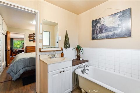 Tiny photo for 5250 Vineyard Dr, Paso Robles, CA 93446 (MLS # NS26054593)