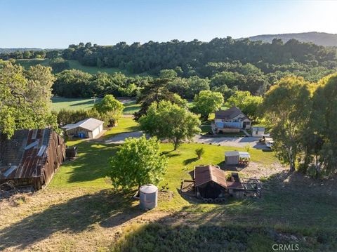 Tiny photo for 5250 Vineyard Dr, Paso Robles, CA 93446 (MLS # NS26054593)