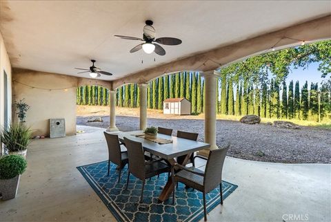 Tiny photo for 5250 Vineyard Dr, Paso Robles, CA 93446 (MLS # NS26054593)