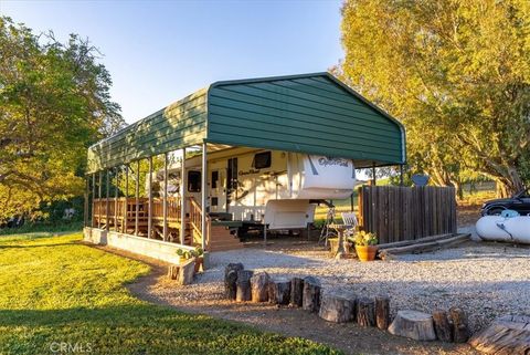 Tiny photo for 5250 Vineyard Dr, Paso Robles, CA 93446 (MLS # NS26054593)