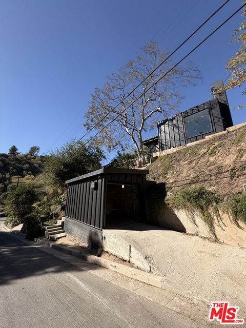 Photo of 4517 Cleland Avenue, Los Angeles, CA 90065 (MLS # 25613121)