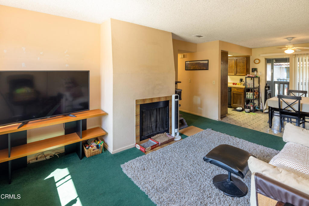 102 E Ventura Street D