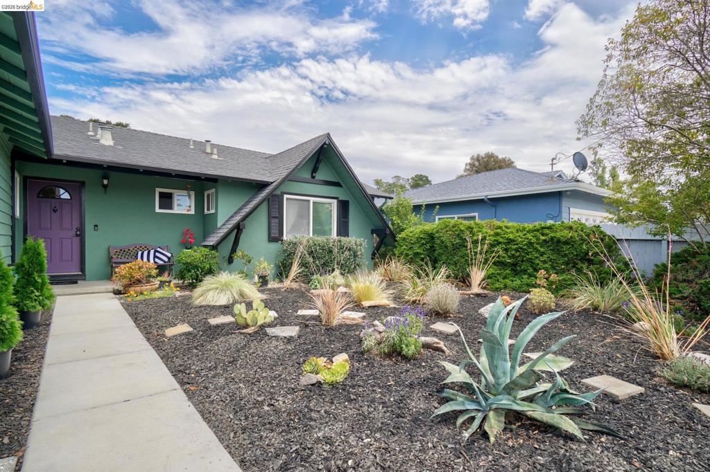 4709 Santa Rita Rd