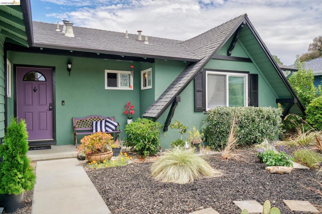 4709 Santa Rita Rd