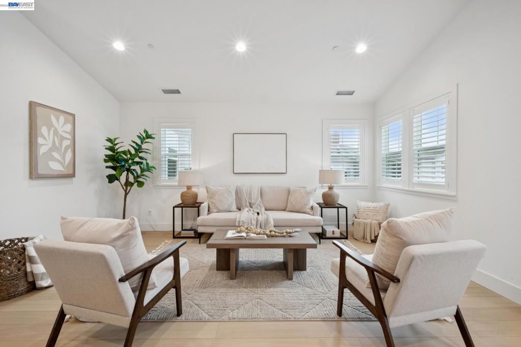 21112 Tyee Ct