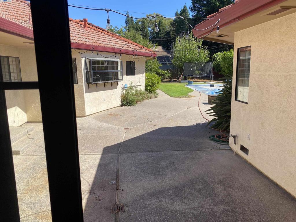 ALAMEDA COUNTY - Residential