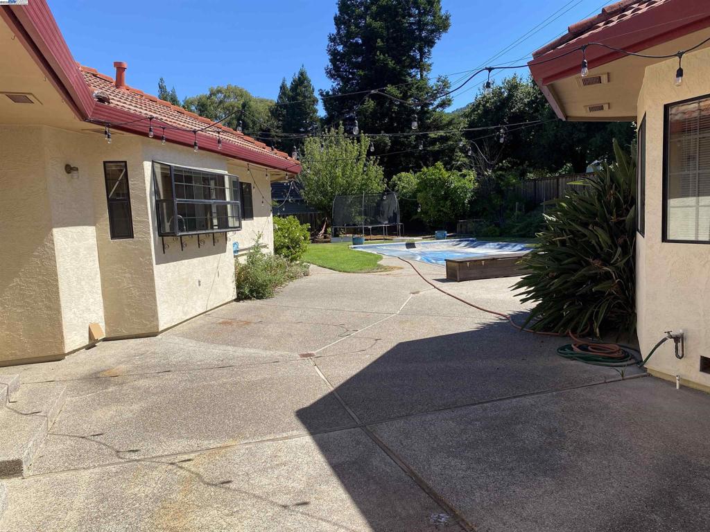 ALAMEDA COUNTY - Residential