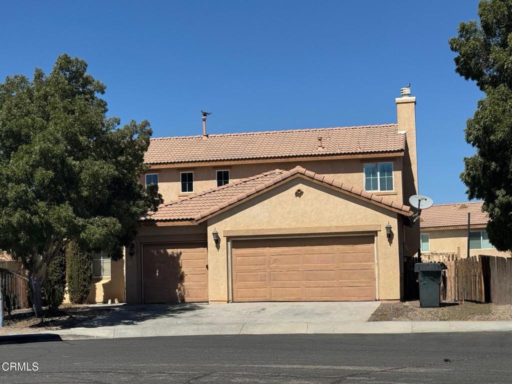 Beautiful home located in a quiet Cul-De-Sac street. Offers 4 bedrooms and 2.5 bath. Priced for quick sale! This will be a great opportunity for new ownership!