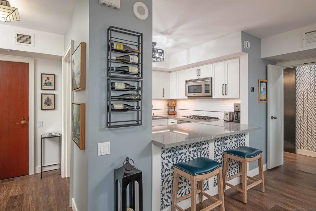 500 W Harbor Drive 804