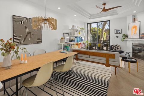 Photo of 2500 Abbot Kinney Boulevard #7, Venice, CA 90291 (MLS # 25612735) Photo of 2500 Abbot Kinney Boulevard #7, Venice, CA 90291 (MLS # 25612735)