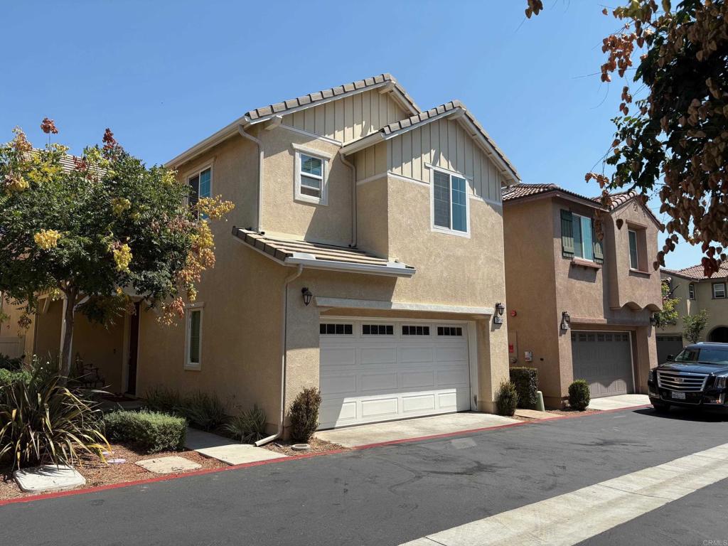 MUST SEE! This beautiful house is located in a friendly new home community in Citro. This 2 story home features 3 bedrooms and 2 1/2 bath. All bedrooms and 2 full baths are upstairs. The loaf, the master bedroom with spacious walk-in closet, the 2 bedrooms and the laundry room. Low maintenance backyard, ring doorbell, 2 car garage. Leased Solar in the amount of $100 per month. Easy access to the clubhouse with pools, BBQ, playground and dog walk areas. Close to Pala Golf course, Mount Monserrate for hiking. Easy access to the freeway 76 and 15.