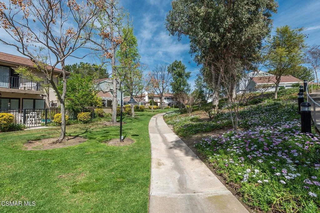 Westlake Village, California 91361, United States, 3 Bedrooms Bedrooms, ,3 BathroomsBathrooms,Residential,Active,175816