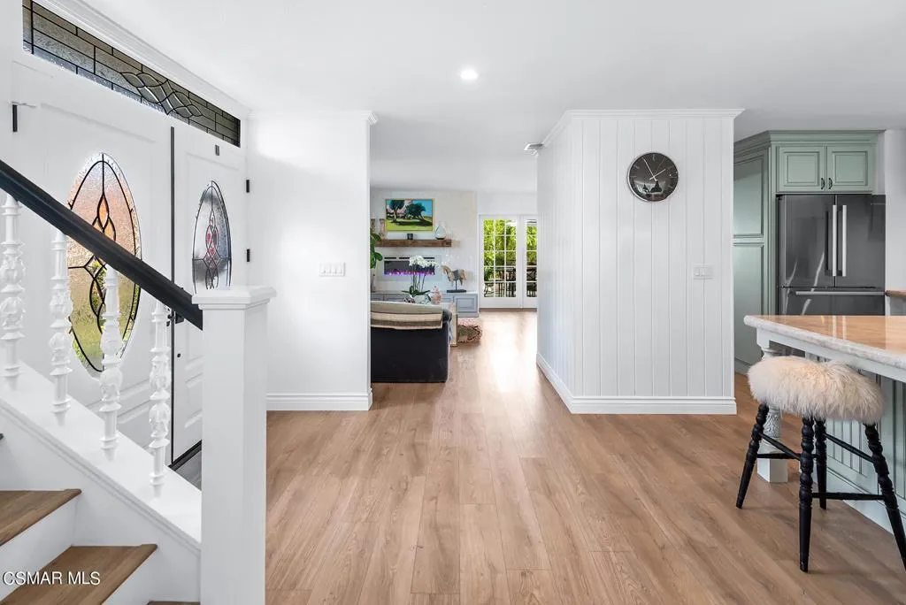 Westlake Village, California 91361, United States, 3 Bedrooms Bedrooms, ,3 BathroomsBathrooms,Residential,Active,175816