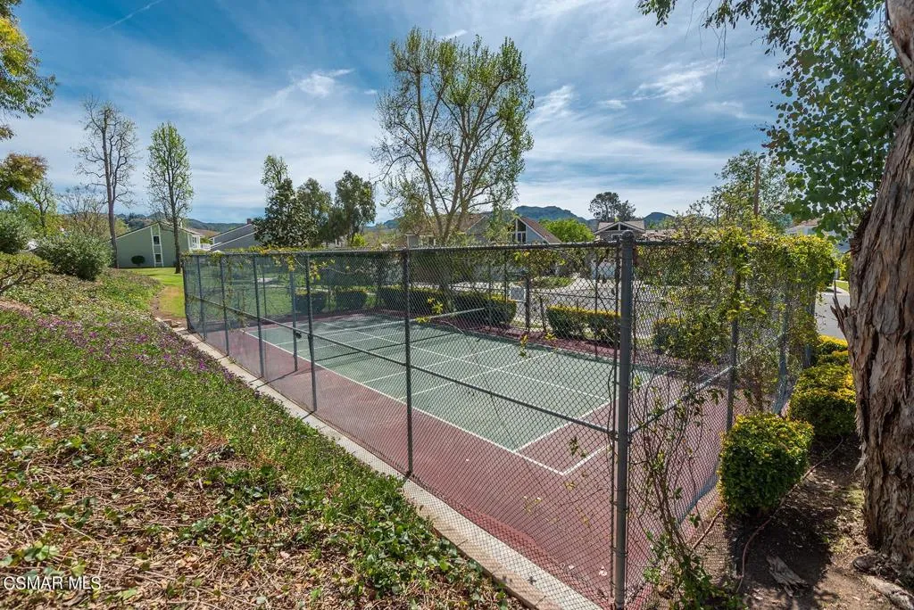 Westlake Village, California 91361, United States, 3 Bedrooms Bedrooms, ,3 BathroomsBathrooms,Residential,Active,175816