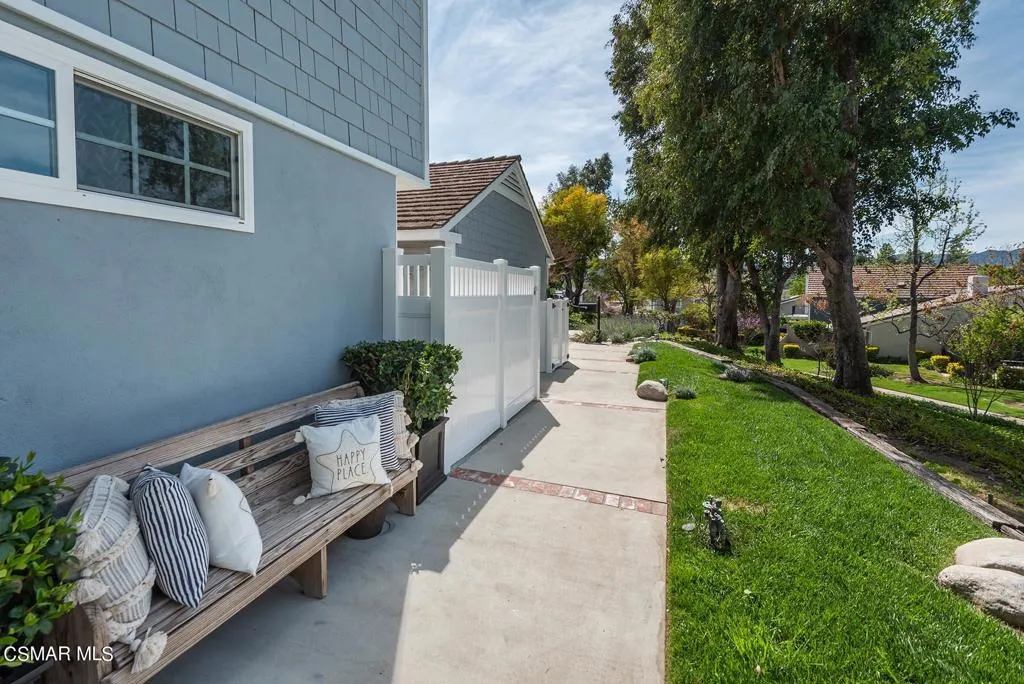 Westlake Village, California 91361, United States, 3 Bedrooms Bedrooms, ,3 BathroomsBathrooms,Residential,Active,175816