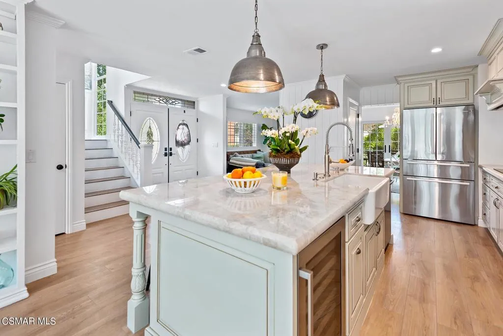 Westlake Village, California 91361, United States, 3 Bedrooms Bedrooms, ,3 BathroomsBathrooms,Residential,Active,175816