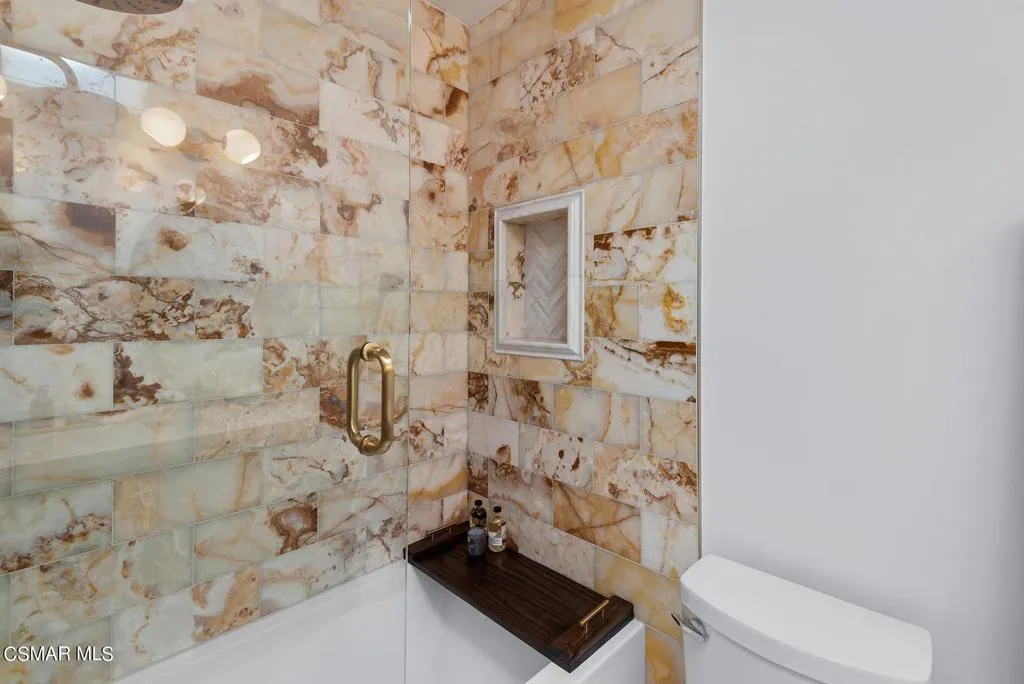 Westlake Village, California 91361, United States, 3 Bedrooms Bedrooms, ,3 BathroomsBathrooms,Residential,Active,175816