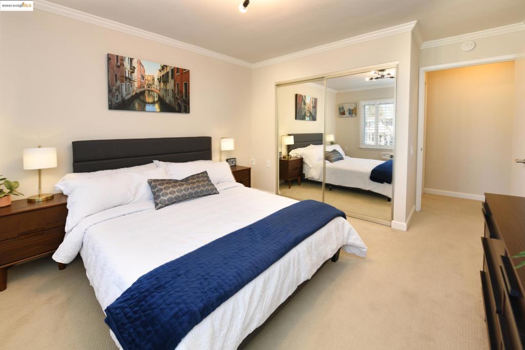 ROSSMOOR - Residential Lease