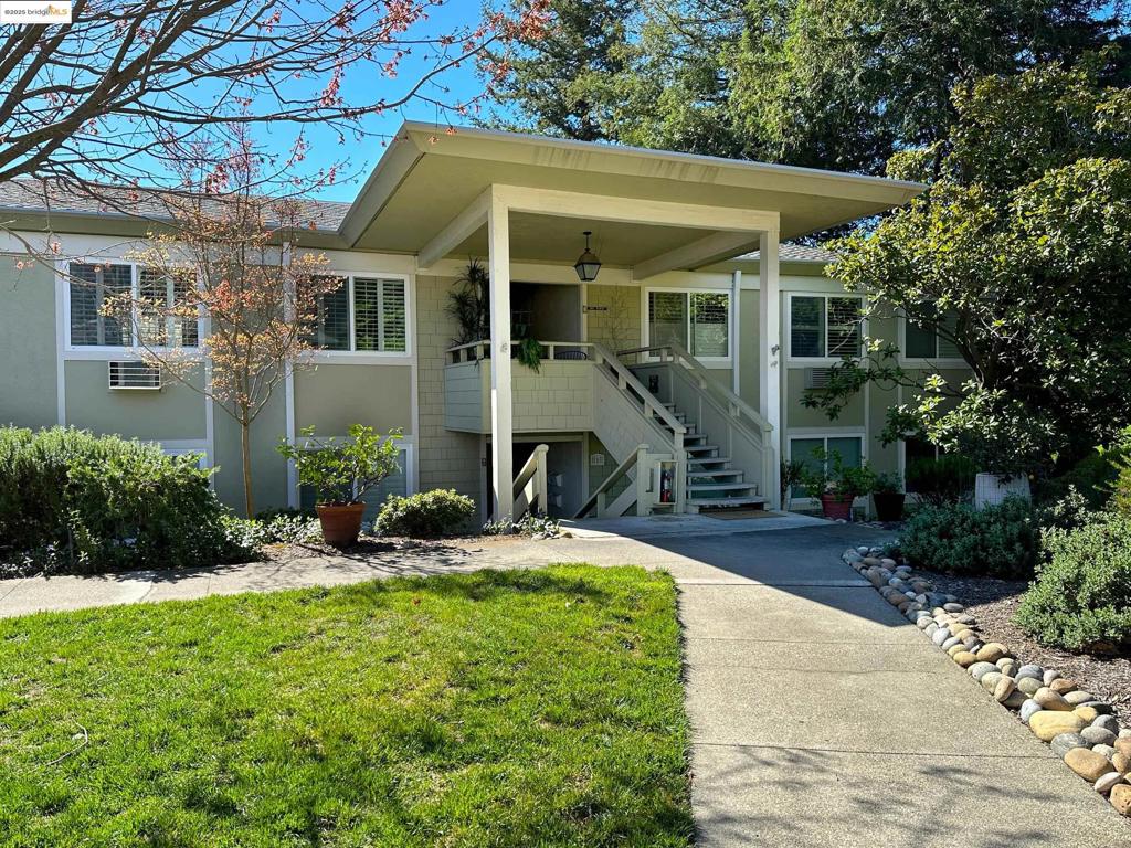 ROSSMOOR - Residential Lease