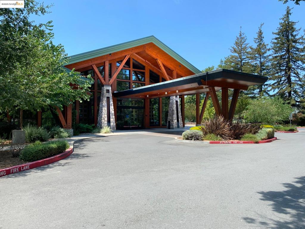 ROSSMOOR - Residential Lease