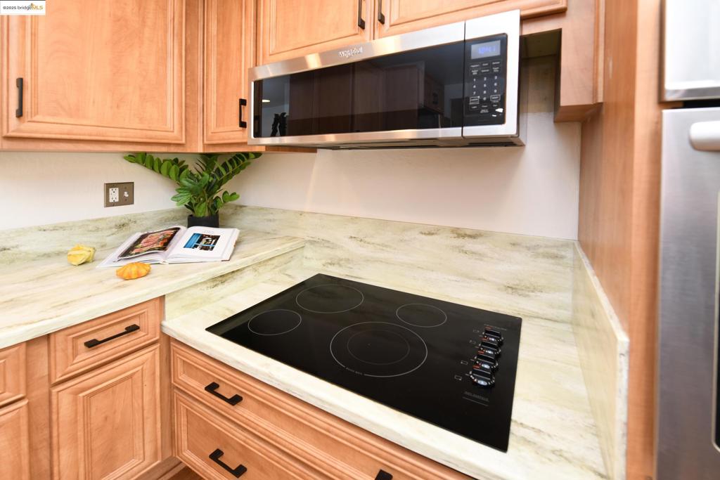 ROSSMOOR - Residential Lease