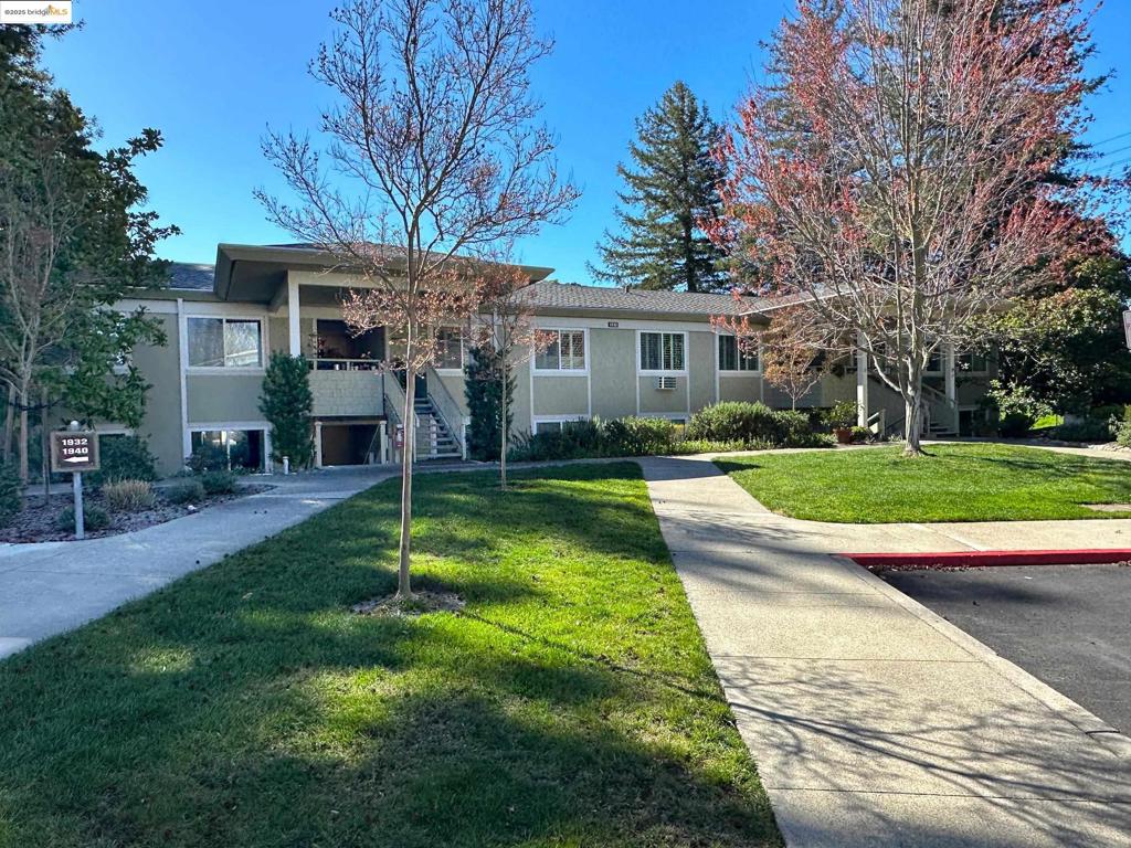 ROSSMOOR - Residential Lease