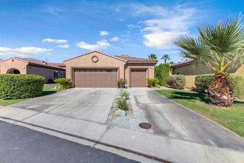 Photo of 82084 Travolta Avenue, Indio, CA 92201 (MLS # 219154368DA)