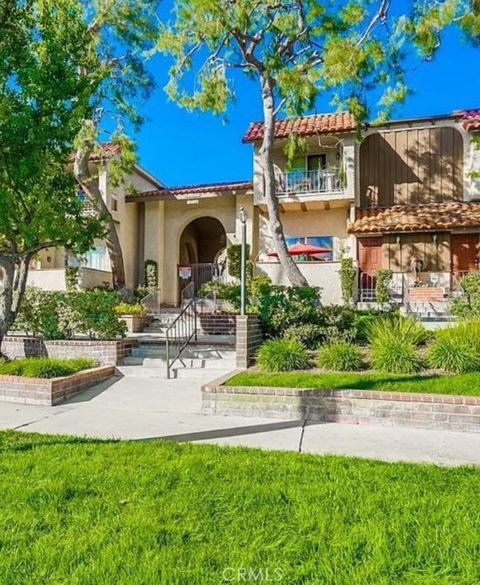 19545 Sherman Way 44 Reseda CA 91335