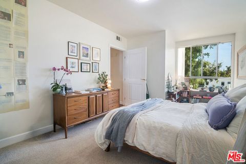 Tiny photo for 5601 W Olympic Boulevard #301, Los Angeles, CA 90036 (MLS # 26835895)