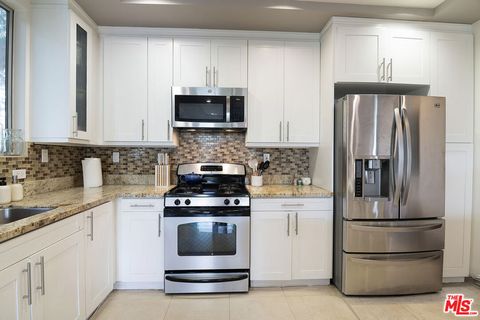 Tiny photo for 5601 W Olympic Boulevard #301, Los Angeles, CA 90036 (MLS # 26835895)