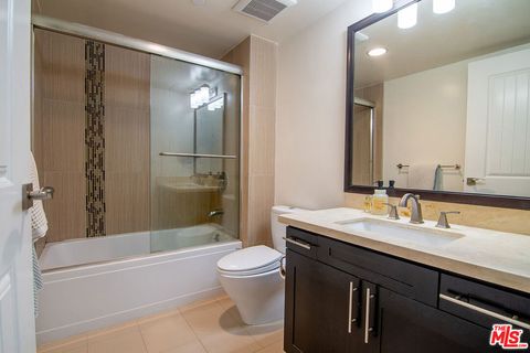 Tiny photo for 5601 W Olympic Boulevard #301, Los Angeles, CA 90036 (MLS # 26835895)