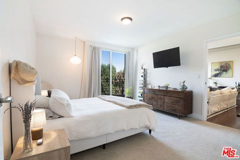 Tiny photo for 5601 W Olympic Boulevard #301, Los Angeles, CA 90036 (MLS # 26835895)