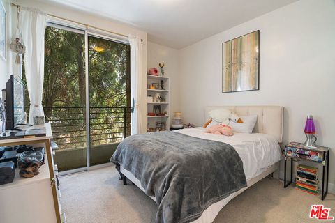 Tiny photo for 5601 W Olympic Boulevard #301, Los Angeles, CA 90036 (MLS # 26835895)