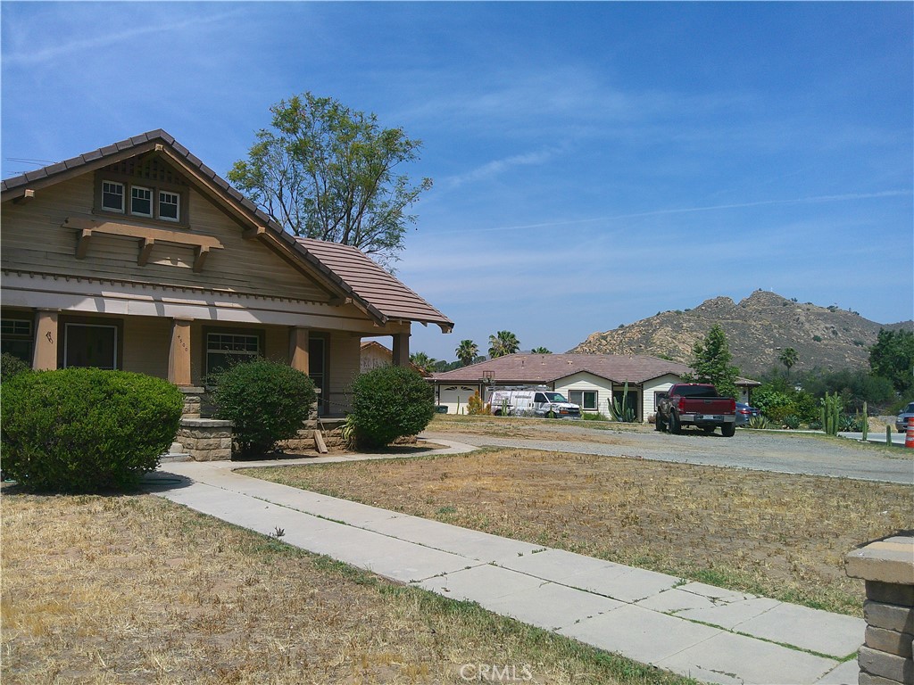 4500 Highland Place
